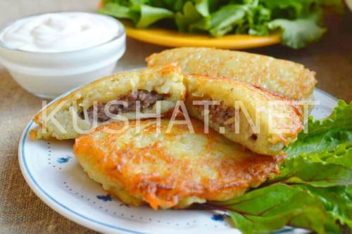 Драники перемешанные с фаршем. Рецепт 4: драники-колдуны из картошки с фаршем