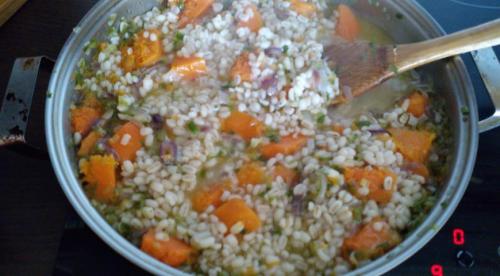 Тыква с мясом и гречкой. Рассыпчатая гречневая каша с мясом в тыкве 13