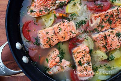 Лосось с овощами тушеный. Лосось тушеный с овощами