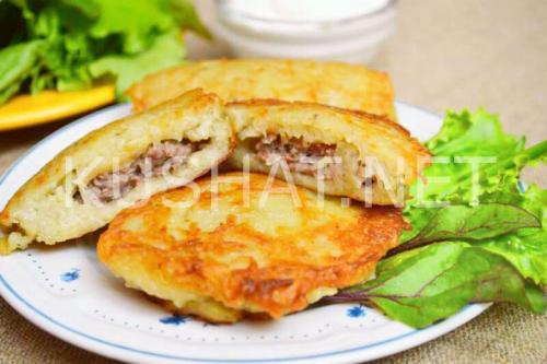 Драники перемешанные с фаршем. Рецепт 4: драники-колдуны из картошки с фаршем