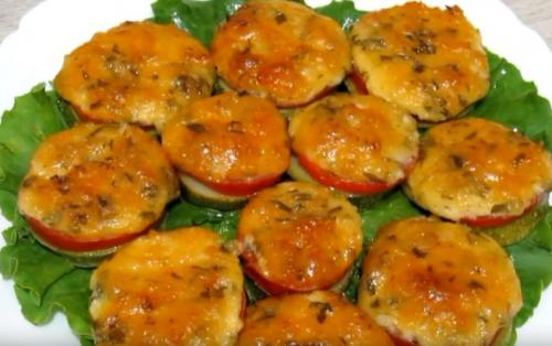 Кабачки на закуску в духовке. Запеченные кабачки в духовке с помидорами и сыром