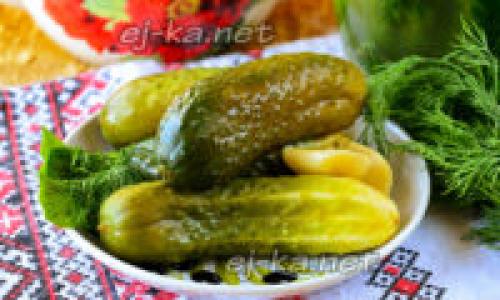 Консервирование огурцов в литровых банках без уксуса. Хрустящие вкусные огурцы без уксуса и стерилизации — рецепт бомба