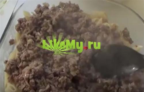 Запеканка из макарон с куриным фаршем. С фаршем и сыром