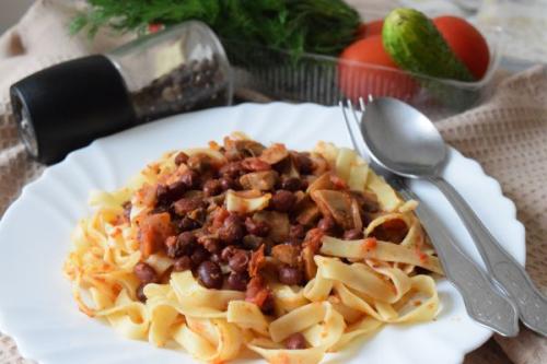 Макароны с фасолью и грибами. Паста с фасолью и грибами