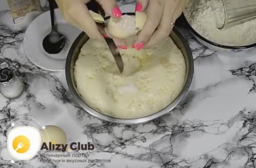 Заварное тесто для пирожков с вишней. Пирожки с вишней из дрожжевого теста