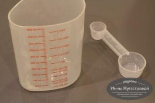 Рецепты для маленькой хлебопечки. Простой белый хлеб в хлебопечке, 500 граммовая буханка