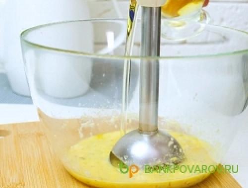 Салат Цезарь с курицей с готовым соусом Цезарь. Салат Цезарь с курицей с соусом Цезарь