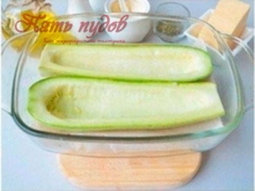 Лодочки из кабачков с курицей пп. Лодочки из кабачков с курицей