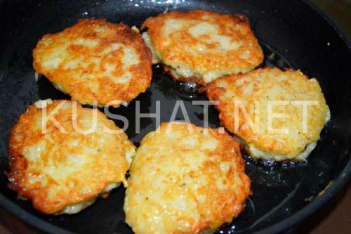 Драники перемешанные с фаршем. Рецепт 4: драники-колдуны из картошки с фаршем