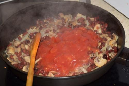 Макароны с фасолью и грибами. Паста с фасолью и грибами