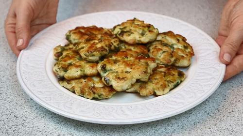 Оладьи из мяса курицы с крахмалом впрок. Описание