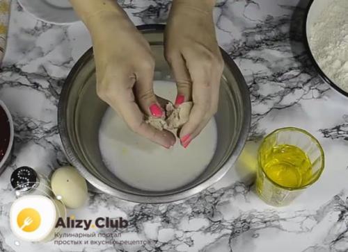 Заварное тесто для пирожков с вишней. Пирожки с вишней из дрожжевого теста