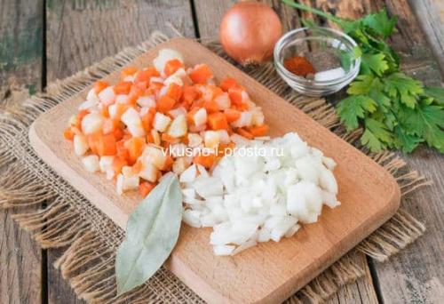 Пельмени в курином бульоне. Суп с пельменями на курином бульоне