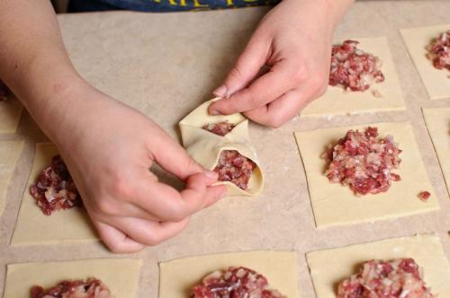 Тесто на манты. Как сделать тесто на манты?