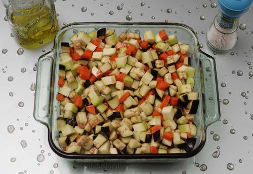 Овощное рагу с баклажанами в духовке. Как приготовить овощное рагу с баклажанами и кабачками — рецепт диетического овощного рагу в духовке с пошаговыми фото