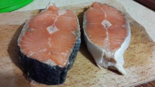 Тушеный лосось в мультиварке. Как приготовить стейки лосося в мультиварке