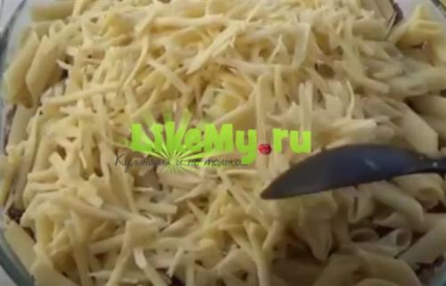 Запеканка из макарон с куриным фаршем. С фаршем и сыром