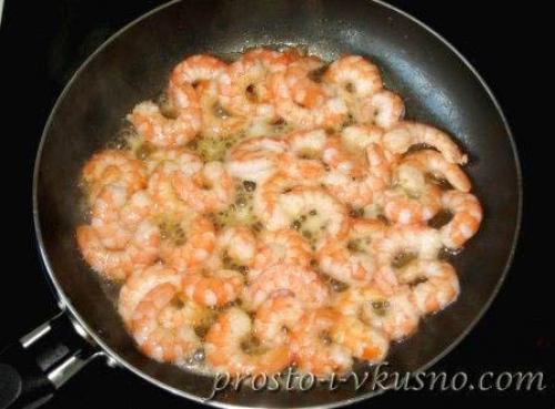 Салат из рукколы авокадо и грейпфрута. Салат из креветок с авокадо, грейпфрутом и рукколой