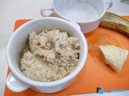 Овсяная каша с медом и орехами. Овсяная каша с черной смородиной, грецкими орехами и медом 12 Овсяная каша с медом и орехами. Овсяная каша с черной смородиной, грецкими орехами и медом 12