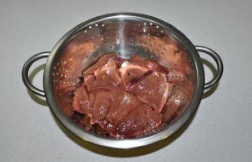 Говяжья печень с черносливом рецепт. 16 Говяжья печень с черносливом рецепт. 16