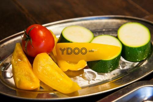 Стейк антрекот из говядины. Ингредиенты для антрекота из говядины (2 порции) 15