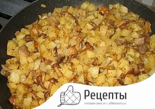 Картошка жареная с грибами и беконом. Жареная картошка с опятами и беконом 06 Картошка жареная с грибами и беконом. Жареная картошка с опятами и беконом 06