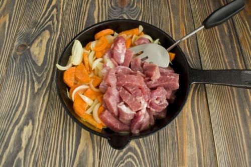 Перловка с мясом, как в столовой. Рецепт 6, пошаговый: каша перловая с мясом