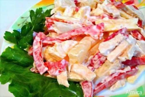 Салат с курицей болгарским перцем и ананасом. САЛАТЫ С АНАНАСОМ И КУРИЦЕЙ. ТОП-3