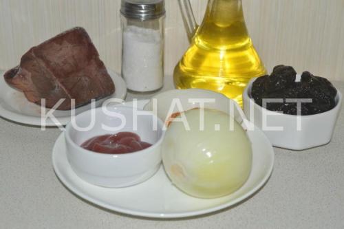 Печень с черносливом в вине. Тушеная свиная печень с черносливом. Пошаговый рецепт с фото