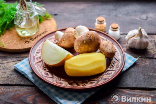 Жареная картошка с шампиньонами