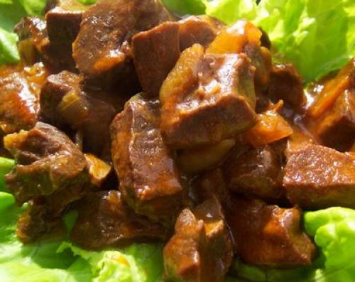 Говяжье сердце с овощами в мультиварке. Говяжье сердце в мультиварке 05