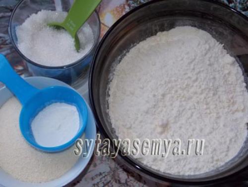 Насыпной пирог с творогом и яблоками. Насыпной яблочно-творожный пирог