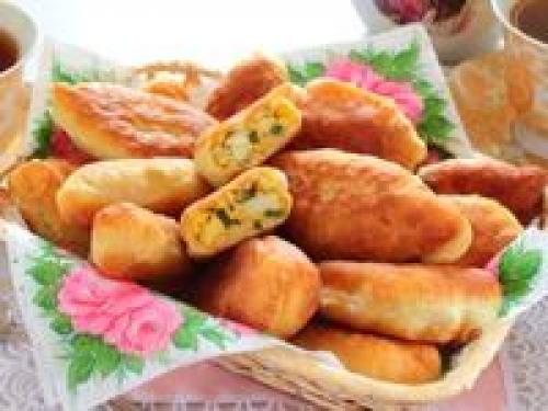 Сосиска в тесте своими руками. Слоёное тесто для ленивых сосисок в мультиварке