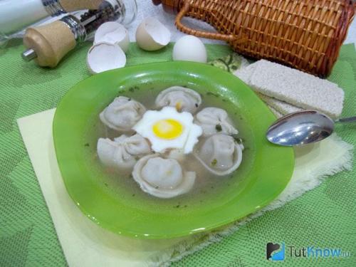 Пельмени жареные с яйцом. 22 Пельмени жареные с яйцом. 22
