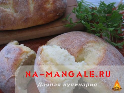 Хлеб с сырым картофелем. Итальянский картофельный хлеб из Гарфаньяна в духовке