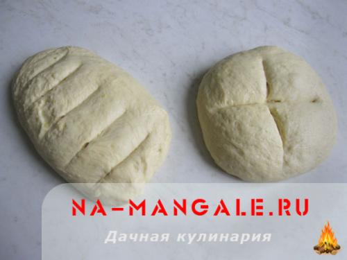 Хлеб с сырым картофелем. Итальянский картофельный хлеб из Гарфаньяна в духовке