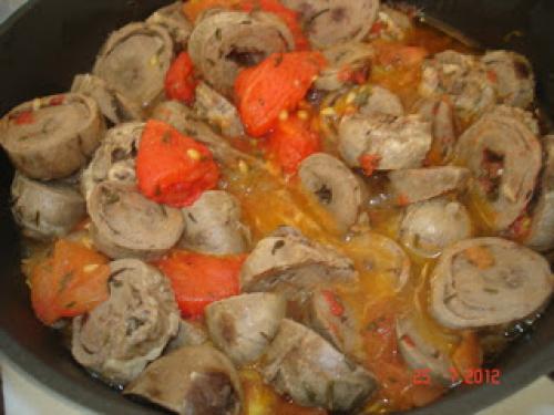 Куриные сердечки в гранатовом соусе. Тушеные сердечки с помидорами и соусом гранатовый глинтвейн