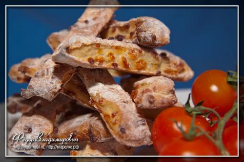 Сырные палочки на кефире. Сырные палочки.