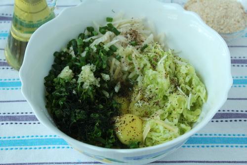 Котлеты или оладьи из кабачков. Обалденные котлеты из кабачка (вкуснее, чем оладьи!)