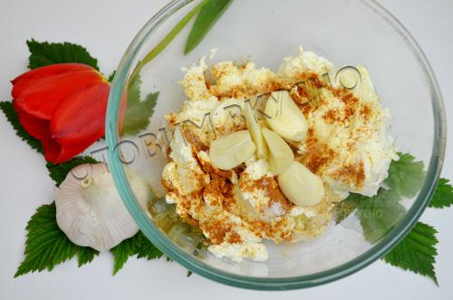 Бутерброды с творожным кремом. Феерическая острая творожная намазка для бутербродов