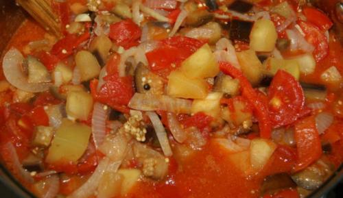 Лечо из перца и помидоров с чесноком. Лечо из баклажанов, перца и помидор — самый вкусный рецепт