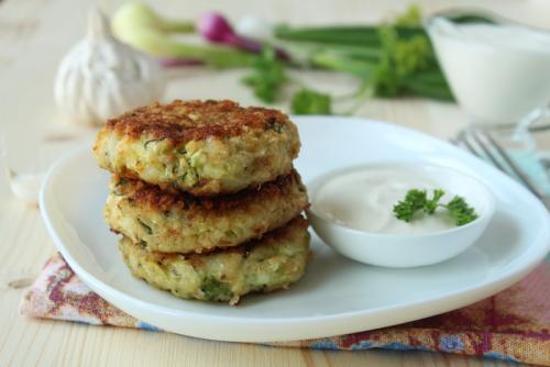 Котлеты или оладьи из кабачков. Обалденные котлеты из кабачка (вкуснее, чем оладьи!)