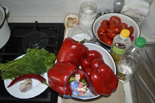 Лечо с чесноком и зеленью. Лечо из помидор и перца на зиму. С зеленью и чесноком