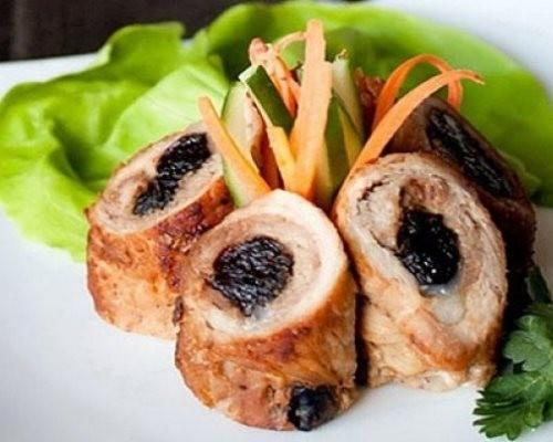 Мясные пальчики из говядины с начинкой. Пальчики из свинины в духовке