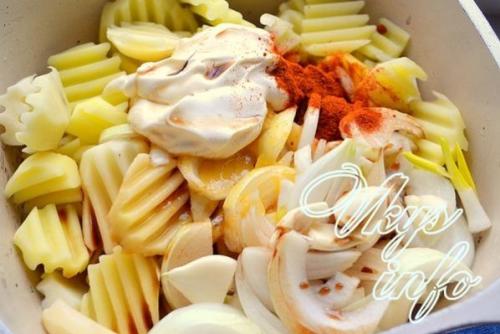 Как жарить купаты в духовке, чтобы не лопались. Купаты в духовке: сколько готовить блюдо? 07 Как жарить купаты в духовке, чтобы не лопались. Купаты в духовке: сколько готовить блюдо? 07