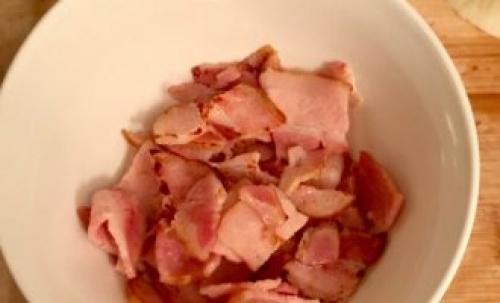 Шампиньоны с беконом в сливках. Паста с грибами и беконом в сливочном соусе