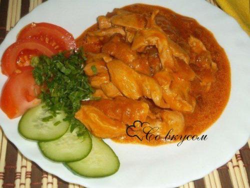 Гуляш из курицы с пюре. Рецепт 1: гуляш из куриного филе (пошаговые фото)