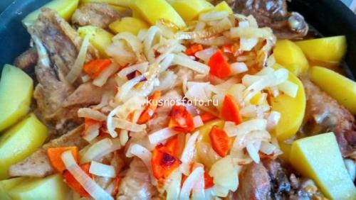 Как приготовить петуха с картошкой. Петух с картошкой