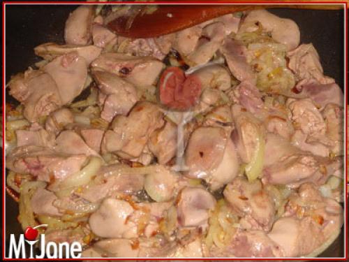 Куриная печень в гранатовом соусе. Куриная печень с гранатовым соусом В рубрике: