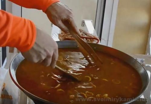 Сливочная паэлья. Рецепт 2, пошаговый: испанская паэлья с морепродуктами